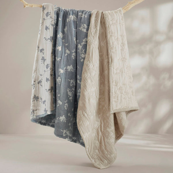 English Elm 1 Piece Heavyweight Cotton Jacquard Throw Woven Botanical Motif for Sofa or Bed Blue B035P529101