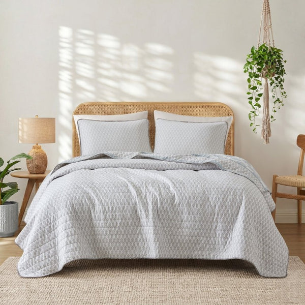 English Elm 3-Piece Cotton Quilt Set Medallion Block Print Reversible Geometric Coastal Bedroom Softness Aqua B035P549272