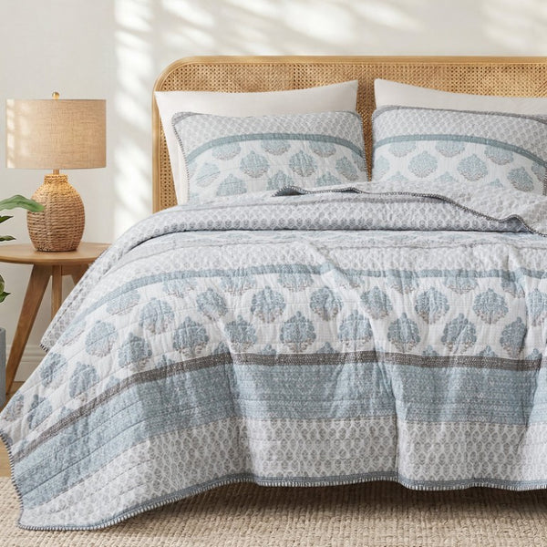 English Elm 3-Piece Tufted Duvet Cover Set with Textured Face for a Serene King Bedroom Aqua Cotton B035P549273