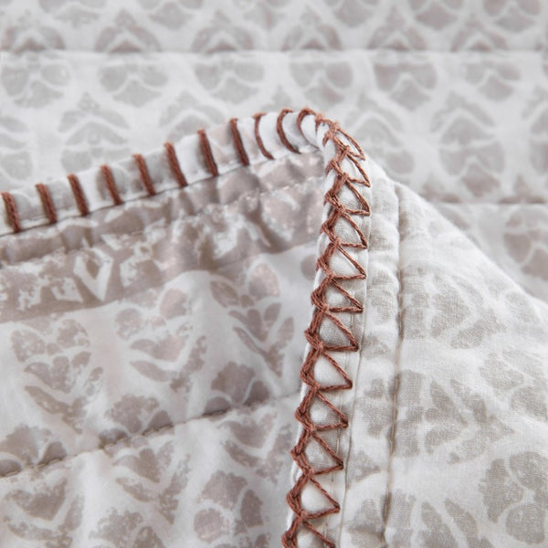 English Elm 3-Piece King Quilt Set Artisan Block-Print Medallion Reversible Prewashed Bedroom Bedding Clay Cotton 106 L x 94 W x 0.5 H B035P549275
