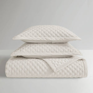 English Elm 3-Piece Queen Velvet Coverlet Set with Cross-Stitch Quilting for Elegant Bedrooms White B035P549327
