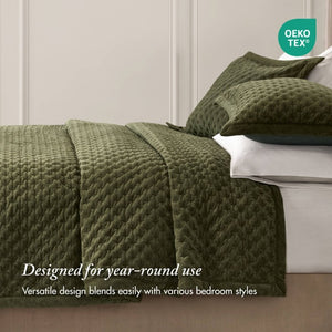 English Elm 3-Piece Queen Velvet Coverlet Set with Cross-Stitch Quilting for Elegant Bedrooms Green B035P549329