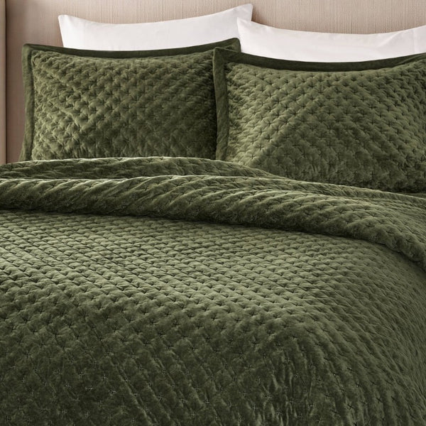 English Elm 3-Piece Queen Velvet Coverlet Set with Cross-Stitch Quilting for Elegant Bedrooms Green B035P549329