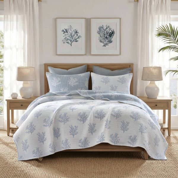 English Elm 3-Piece Reversible Cotton Blend Quilt Set for Full Queen Beds with Yarn-Dyed Fabric Blue B035P549337
