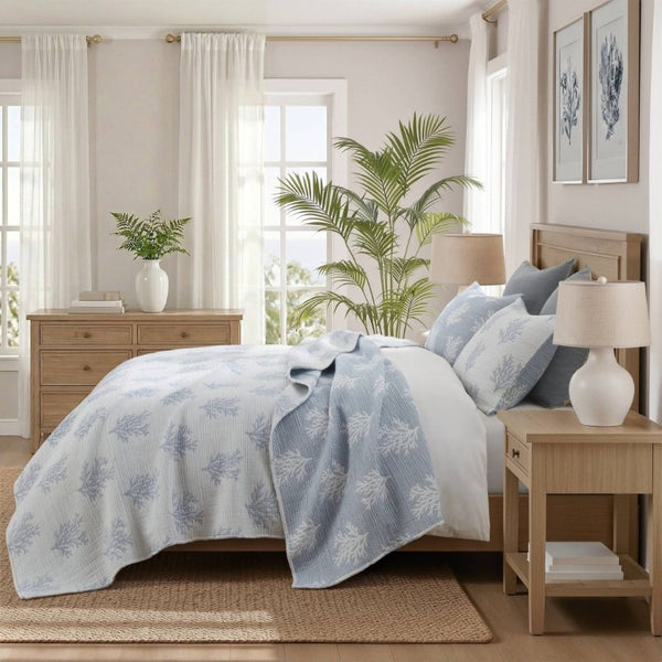 English Elm 3-Piece Reversible Cotton Blend Quilt Set for Full Queen Beds with Yarn-Dyed Fabric Blue B035P549337