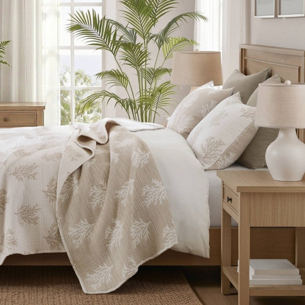 English Elm 3-Piece Reversible Cotton Blend Quilt Set for Full Queen Beds with Yarn-Dyed Fabric Tan/Gray B035P549339
