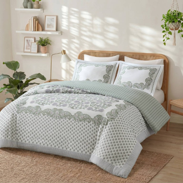English Elm 3 Piece Reversible Floral Medallion Duvet Set Cotton Blend for Cottage Bedrooms Green B035P600763