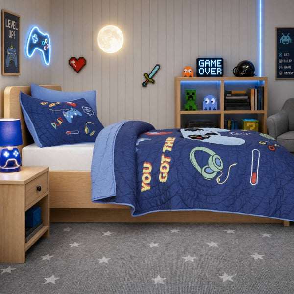 English Elm 3 Piece Gaming Quilt Set Navy Microfiber with Applique and Hand Quilted Stitching Navy Multi B035P600783