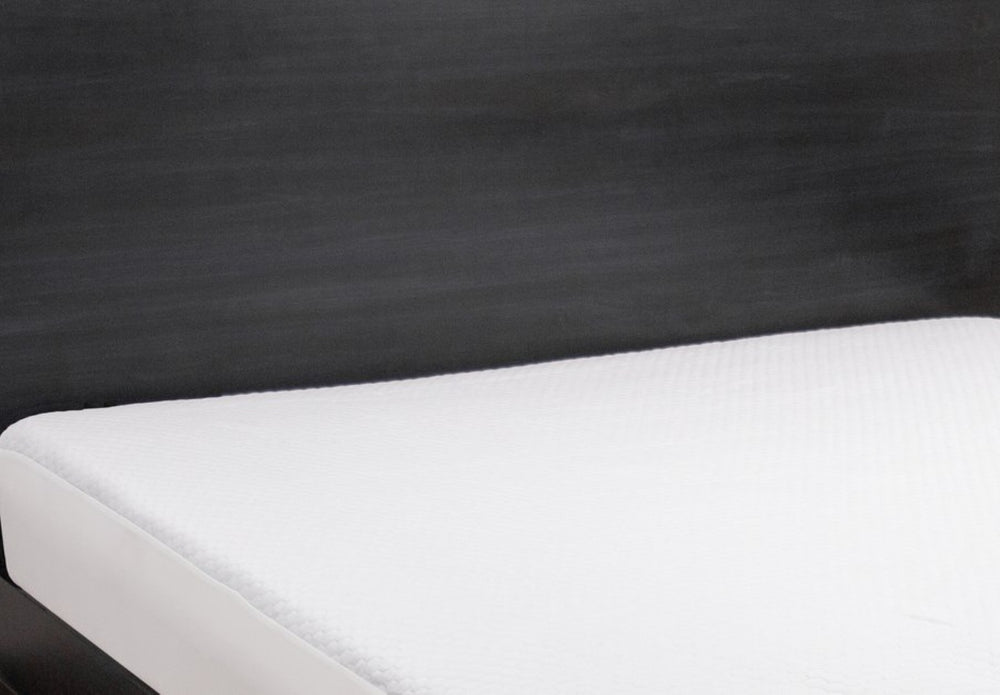 English Elm Cooling Hypoallergenic Mattress Protector Waterproof Breathable Silk Feel Twin Xl Cover B047P300708