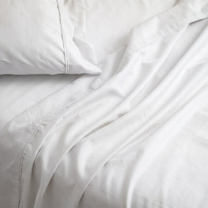 English Elm 4-piece Bamboo Rayon Twin Sheet Set Cooling Hypoallergenic Silky Moisture Wicking Bedding White B047P536352