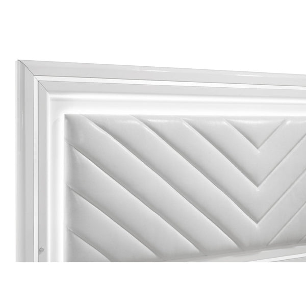English Elm Buckley Queen Bed Gloss White Faux Leather Tufted Headboard with LED Ambient Frame B062S01943