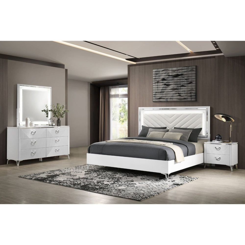 English Elm Buckley Queen Bedroom Set Gloss White Faux Leather Headboard with LED Ambient Glow B062S01946