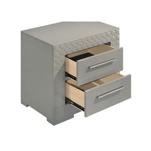 English Elm Pierce Queen Bedroom Set with LED Headboard Touch Lighting and Gloss Grey Finish B062S02214
