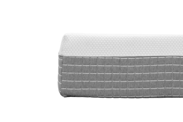 English Elm Bridgevine Home King Hybrid Mattress with Cooling Gel Foam and Wrapped Coil Support B108P175797