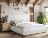 Vaughn Cream Queen Bed B1209Cream-Q Meridian Furniture