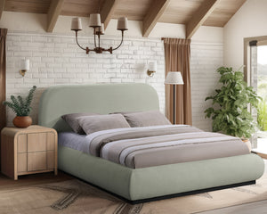 Vaughn Mint Queen Bed B1214Mint-Q Meridian Furniture