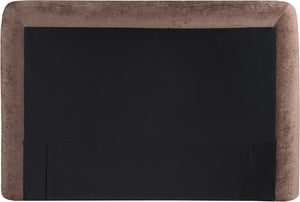 Meridian Furniture Blair Upholstered Twin Bed Rounded Headboard Soft Fabric Frame for Modern Bedroom Decor Brown Chenille Fabric B1235Brown-T