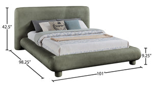 Meridian Furniture Blair Upholstered King Bed Curved Padded Headboard Stylish Frame for Modern Bedroom Green Chenille Fabric B1235Green-K