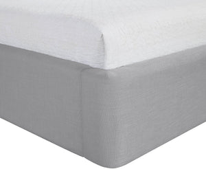 Meridian Furniture Kendall Winged Upholstered Full Bed in Grey Linen Fabric for Modern Bedrooms B1282Grey-F