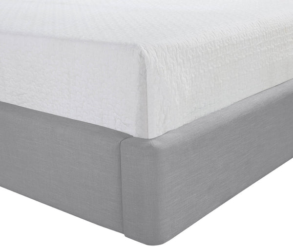 Meridian Furniture Kendall Winged Upholstered Twin Bed with Slatted Platform Base for Modern Bedrooms Grey Linen Textured Fabric B1282Grey-T
