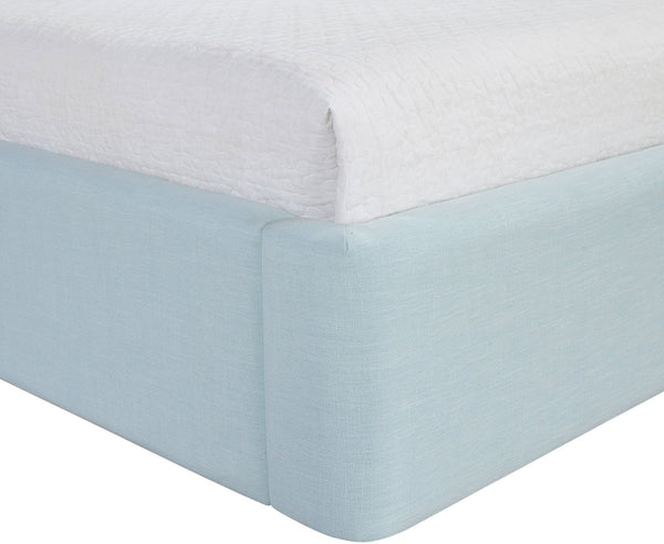 Meridian Furniture Kendall Winged Linen Upholstered Full Bed with Tailored Frame for Modern Bedrooms B1282LtBlu-F