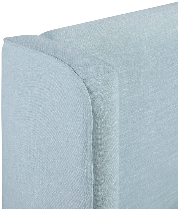 Meridian Furniture Kendall Winged Queen Bed Fully Upholstered Tailored Frame for Modern Bedroom Styling Light Blue Linen Textured Fabric B1282LtBlu-Q