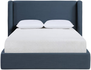 Meridian Furniture Kendall Winged Upholstered King Bed with Slatted Platform Base for Modern Bedroom Elegance Navy Linen Textured Fabric B1282Navy-K