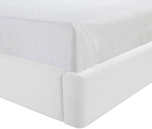 Meridian Furniture Kendall Winged Upholstered King Bed with Slatted Platform Base for Modern Bedroom Elegance White Linen Textured Fabric B1282White-K
