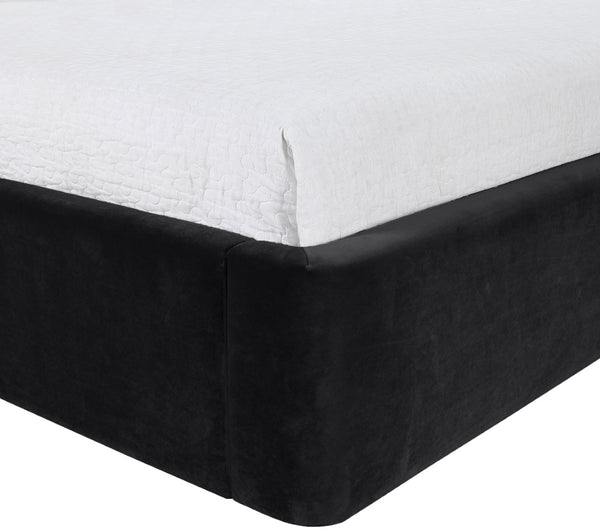 Meridian Furniture Kendall Winged Upholstered Twin Bed with Slatted Platform Base for Modern Bedrooms Black Velvet B1283Black-T