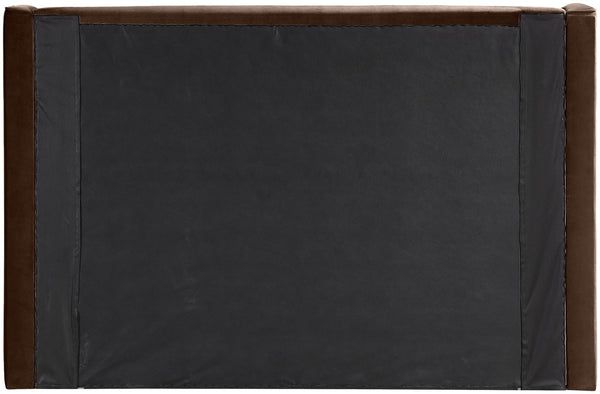 Meridian Furniture Kendall Winged Queen Bed Fully Upholstered Tailored Frame for Modern Bedroom Styling Brown Velvet B1283Brown-Q
