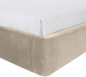 Meridian Furniture Kendall Winged Upholstered Twin Bed with Slatted Platform Base for Modern Bedrooms Cream Velvet B1283Cream-T