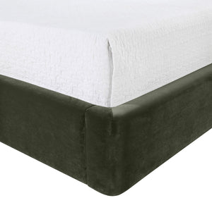 Meridian Furniture Kendall Winged Velvet Upholstered Full Bed with Plush Headboard for Modern Bedrooms B1283Green-F