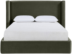 Meridian Furniture Kendall Winged Queen Bed Fully Upholstered Tailored Frame for Modern Bedroom Styling Green Velvet B1283Green-Q
