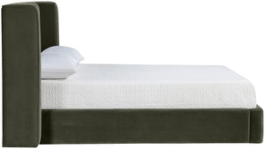 Meridian Furniture Kendall Winged Queen Bed Fully Upholstered Tailored Frame for Modern Bedroom Styling Green Velvet B1283Green-Q