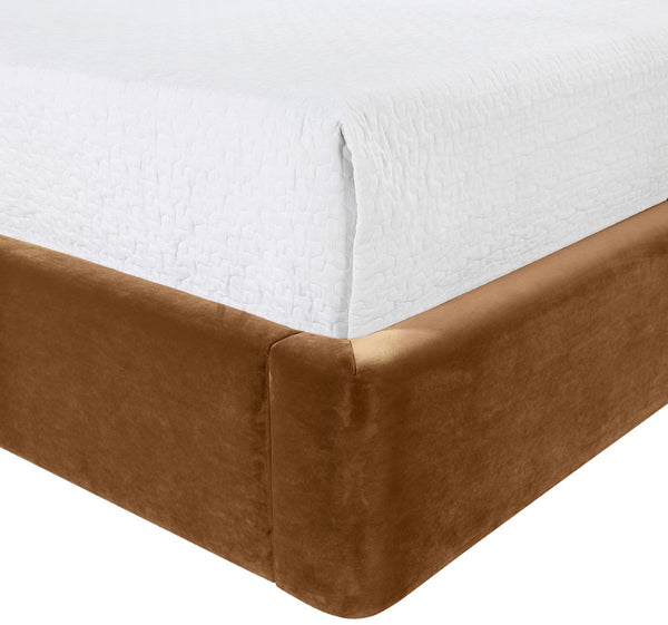 Meridian Furniture Kendall Winged Queen Bed Fully Upholstered Tailored Frame for Modern Bedroom Styling Saddle Velvet B1283Saddle-Q