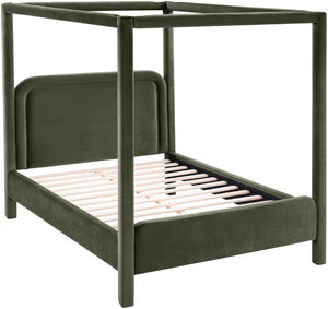 Meridian Furniture Salina Upholstered Canopy King Bed with Sculptural Four Post Frame for Modern Bedrooms Green Velvet B1295Green-K