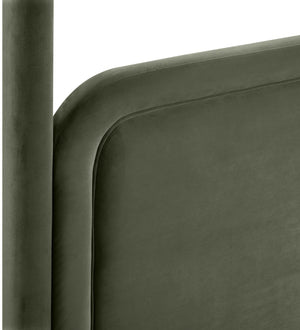 Meridian Furniture Salina Upholstered Canopy Queen Bed Four Post Sculptural Frame for Modern Bedrooms Green Velvet B1295Green-Q