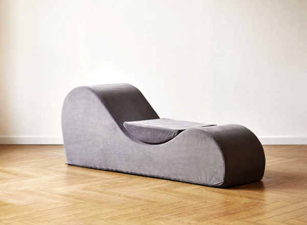 English Elm Solace Ergonomic Floor Chaise Lounge with High Density Foam and Washable Cover Grey B2735P271014