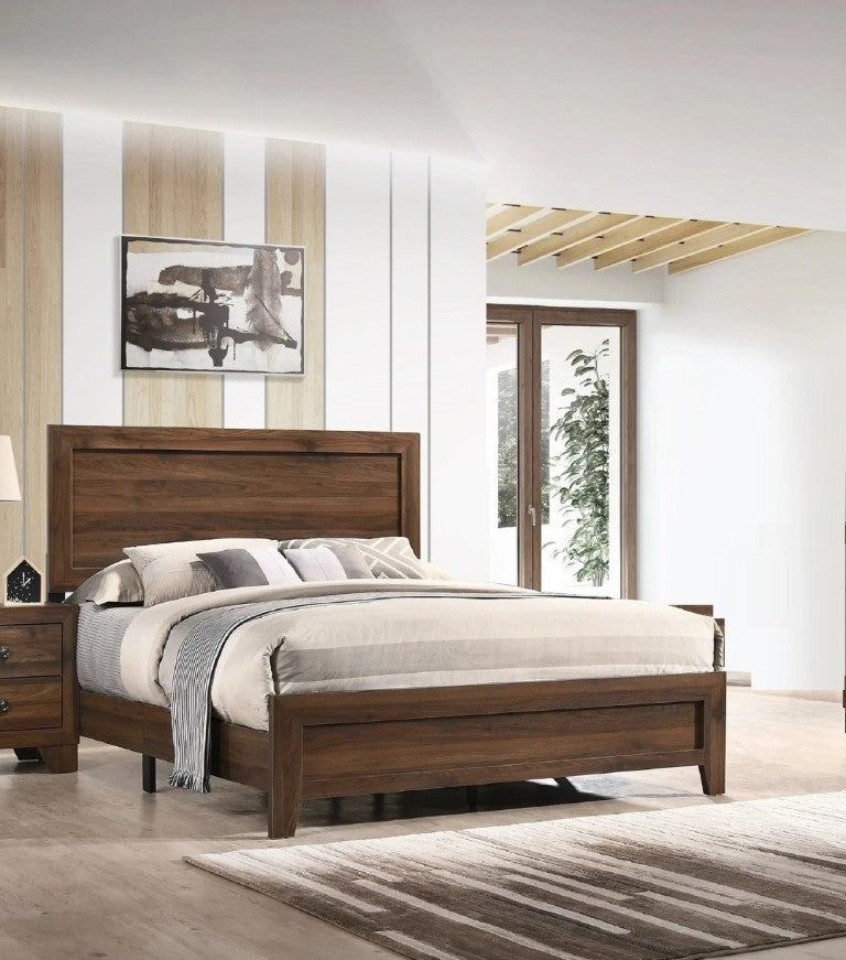 English Elm Beautiful Full Panel Bed in Warm Cherry Wood Tones for a Contemporary Bedroom B2741P542232