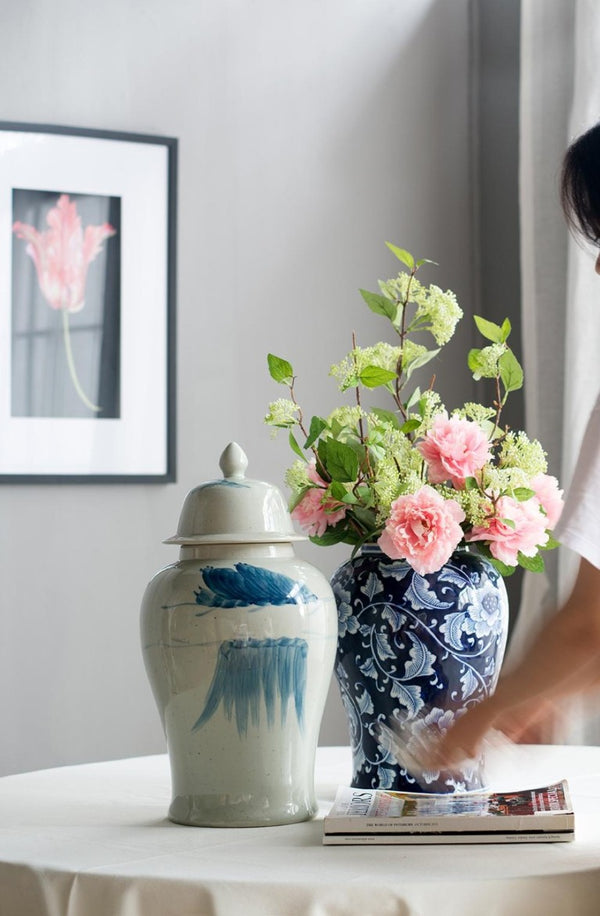 English Elm 9.5X9.5x18 Porcelain Ginger Jar Cobalt Blue Chinoiserie Floral Finial Lid Mantel Accent B2768P496869
