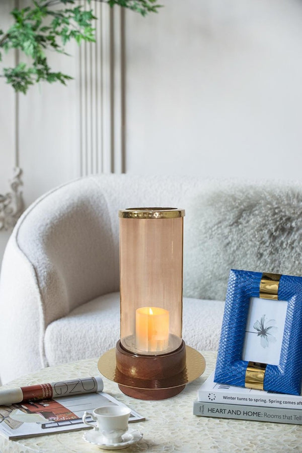 English Elm D8x13.5 Amber Glass Hurricane Holder Acacia Wood Base Gold Accent Warm Glow Decor B2768P496870