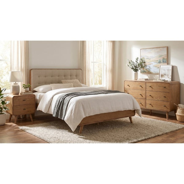 English Elm Wren Light Ash Platform Bedroom Set Mid-Century Tufted Headboard with USB Nightstands Standard B2777S00323