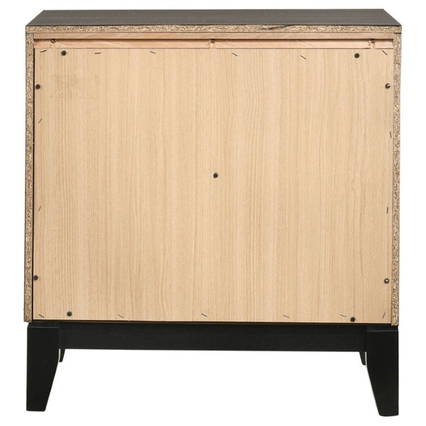 English Elm Sutter Grey Oak Eastern King Bedroom Set with Panel Bed Dresser and Nightstand B2777S00417
