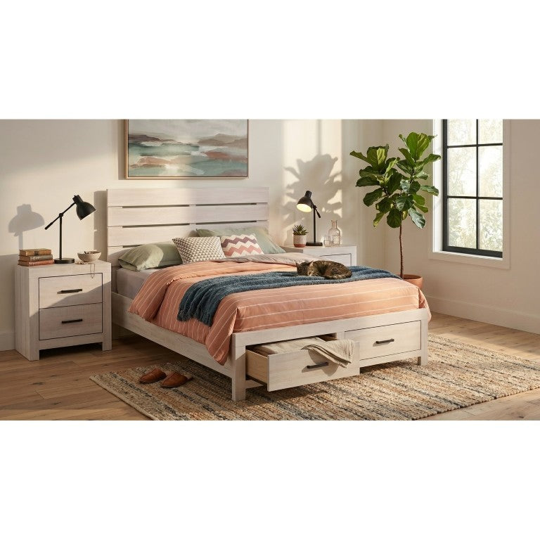 English Elm Kingsley Coastal White Queen Storage Bed Set with Slatted Headboard and Bronze Hardware B2777S00439