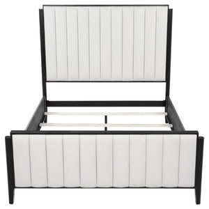 English Elm Berkeley Queen Bedroom Set with Channel Tufted Upholstery and Wire Brushed Oak Finish B2777S00582
