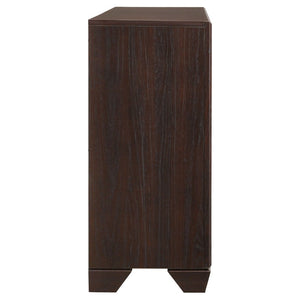 English Elm Keaton Dark Cocoa Eastern King Bedroom Set with Panel Bed and Brass Hardware B2777S00630