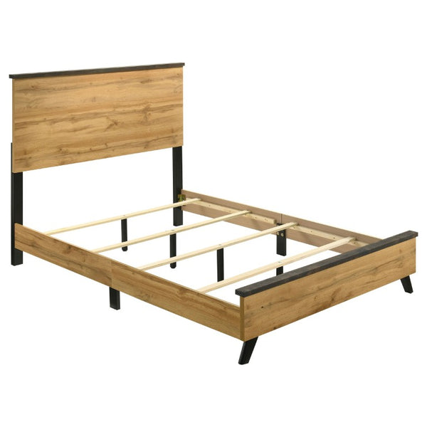 English Elm Kingsley Full Bedroom Set with Weathered Pine Finish and Matte Black Hardware B2777S00636