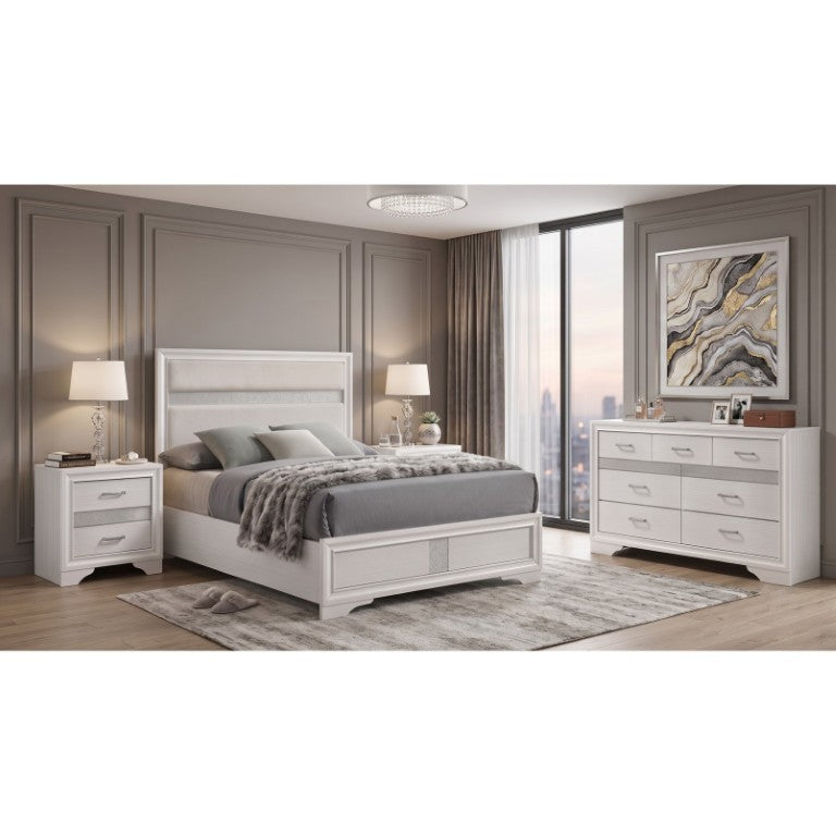 English Elm Mercer White Queen Bedroom Set with Glitter Accents and Crystal Pulls Glam Suite B2777S00695