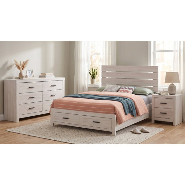 English Elm Kingsley Coastal White Queen Bedroom Set with Slatted Headboard and Storage Drawers B2777S00738