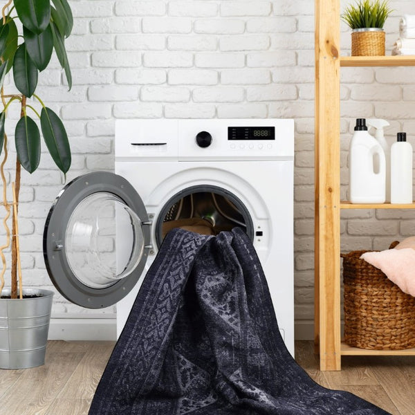 English Elm Loom and Luxe Geometric Low Pile Area Rug Machine Washable for Living Rooms Black/Gray B335P289928